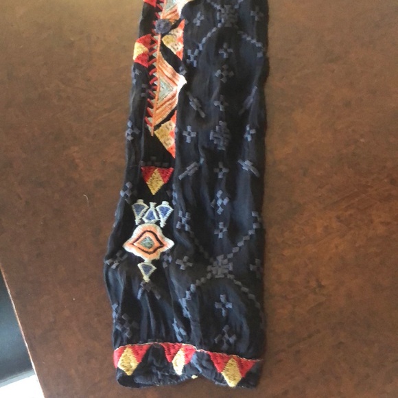 JOHNNY WAS Gina Embroidered Top - Picture 8 of 8